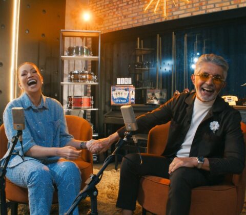 Imagem do post Adelmario Coelho lança feat romântico com Solange Almeida para o Dia dos Namorados