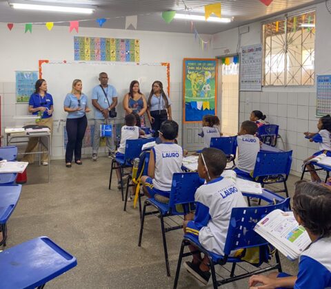 Imagem do post Estudantes de Lauro de Freitas participam de ação de educação ambiental durante Semana do Meio Ambiente
