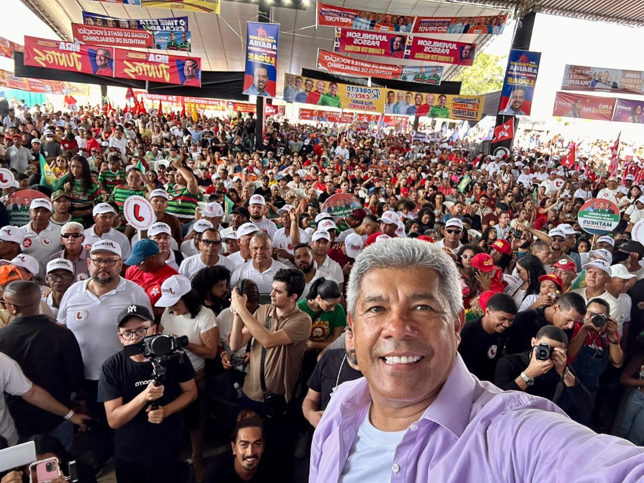 “Quem veio de onde eu vim não pode errar”, diz Jerônimo ao defender gestão baseada na escuta popular em Juazeiro