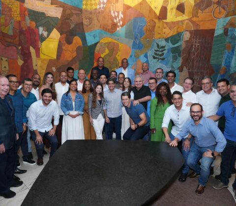 Imagem do post ACM Neto reúne vereadores aliados de Salvador em café da manhã