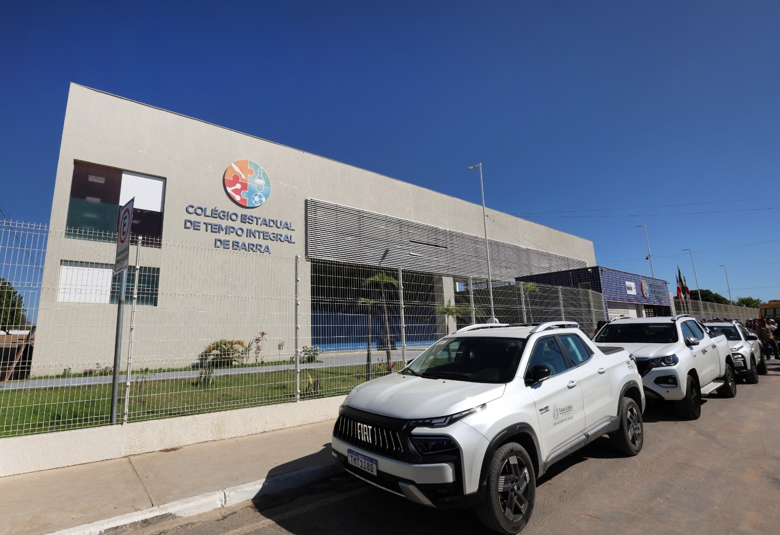 Governo inaugura colégio de tempo integral de R$ 32,2 milhões em Barra