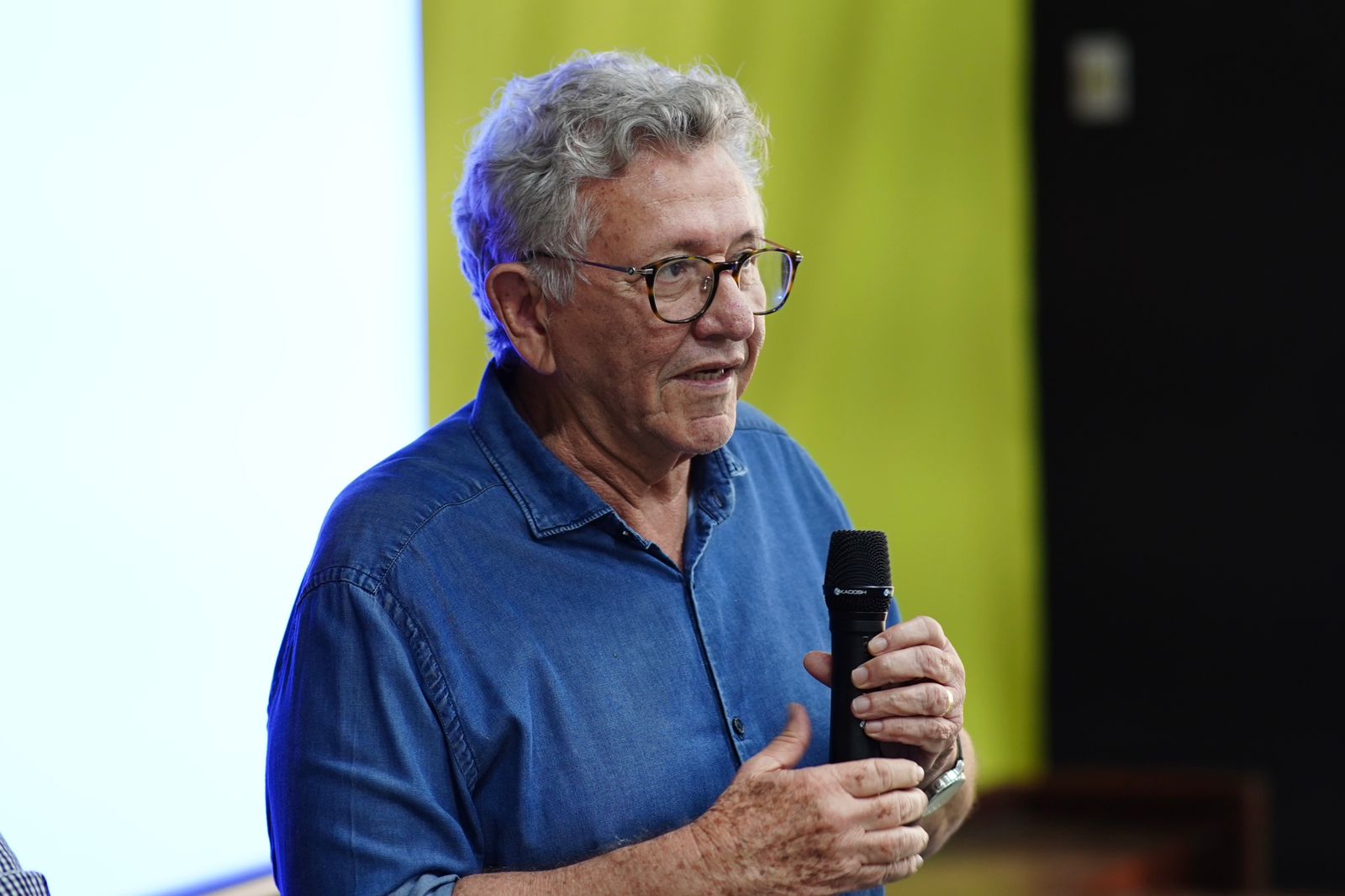 “Queremos uma Camaçari com inovação”, diz Caetano ao destacar curso de IA para jornalistas