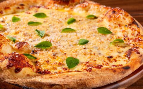 Imagem do post Toutz Pizza lança novo sabor e aposta em releitura de um dos ingredientes mais emblemáticos das festas juninas