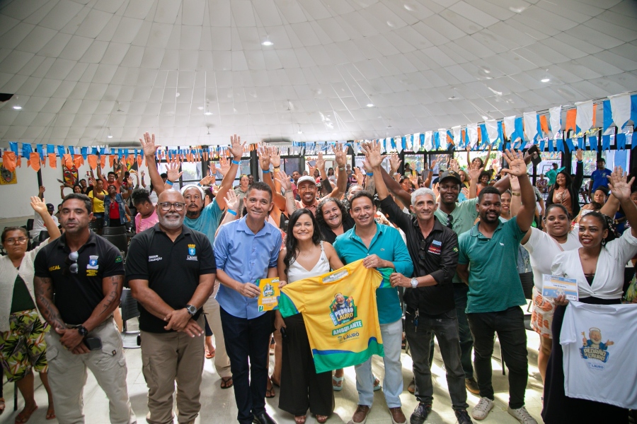 Prefeitura de Lauro de Freitas capacita e credencia 140 ambulantes para o Pedrão 2026