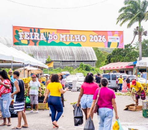 Imagem do post Feira do Milho tem início no Centro Comercial de Camaçari com foco no fortalecimento do comércio junino