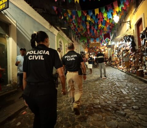 Imagem do post Polícia faz operação no Pelourinho e mira fogos irregulares no São João