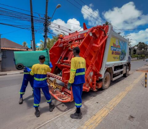 Imagem do post Greve dos garis muda coleta de lixo em Lauro de Freitas