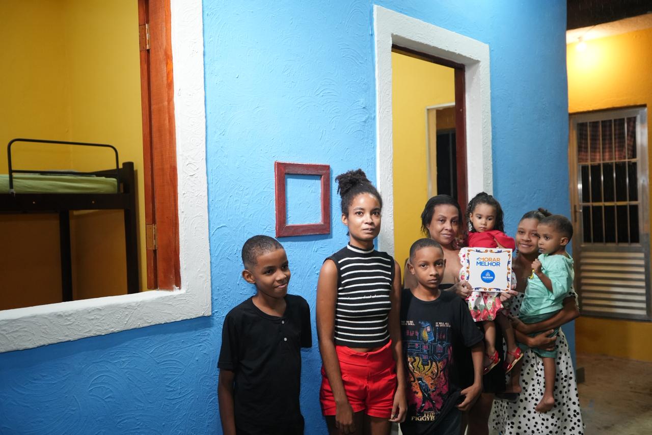 Prefeitura entrega mais 200 casas reformadas em Salvador