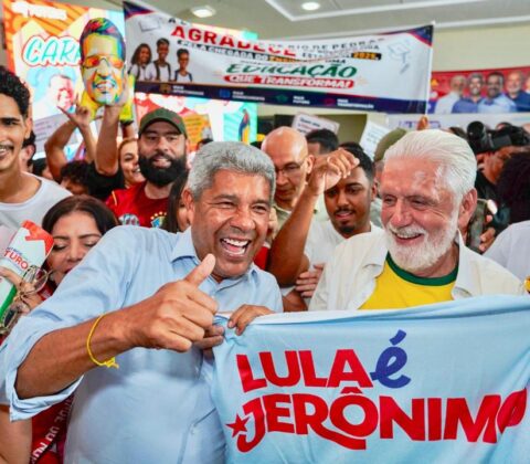 Imagem do post Jerônimo Rodrigues defende residência estudantil na Ufob durante ato do PGP em Barreiras