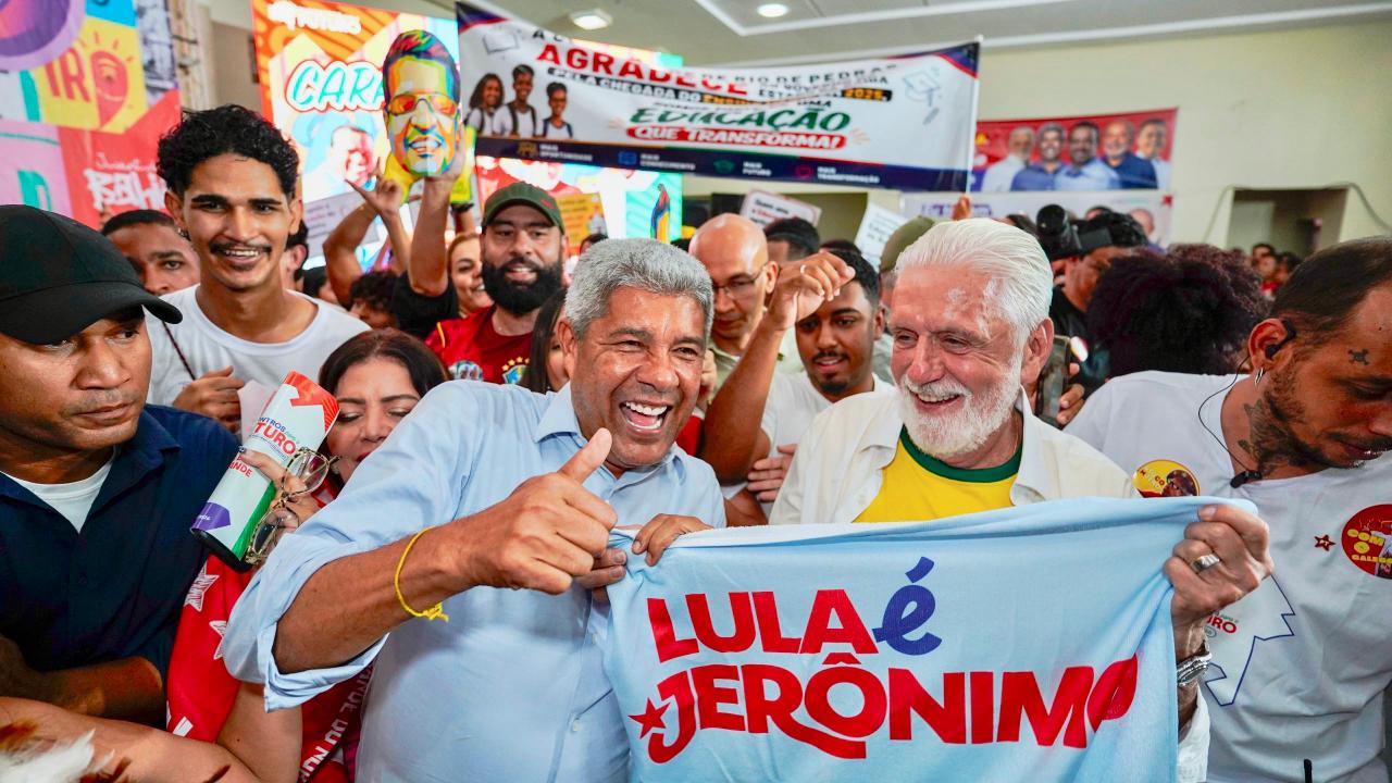 Jerônimo Rodrigues defende residência estudantil na Ufob durante ato do PGP em Barreiras