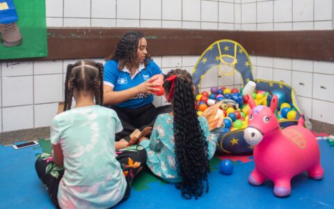 Imagem do post Espaço Kids no Pedrão de Lauro garante tranquilidade para ambulantes e catadores