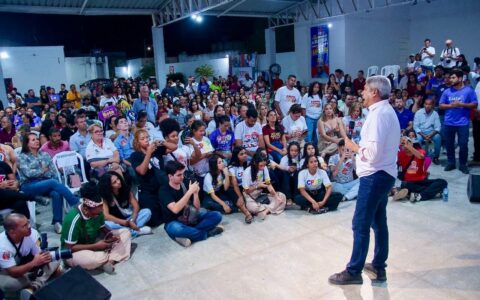 Imagem do post Jerônimo promete mais oportunidades para jovens em ato do PGP na Bahia