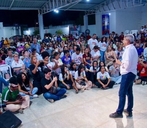 Imagem do post Jerônimo promete mais oportunidades para jovens em ato do PGP na Bahia