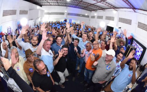 Imagem do post ACM Neto leva projeto de escuta popular a Jequié nesta terça