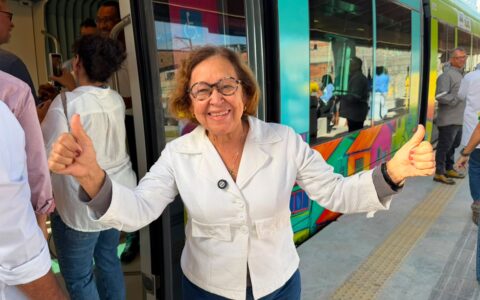 Imagem do post Lídice diz que Bahia não trocará “quem entrega metrô e VLT” pela oposição