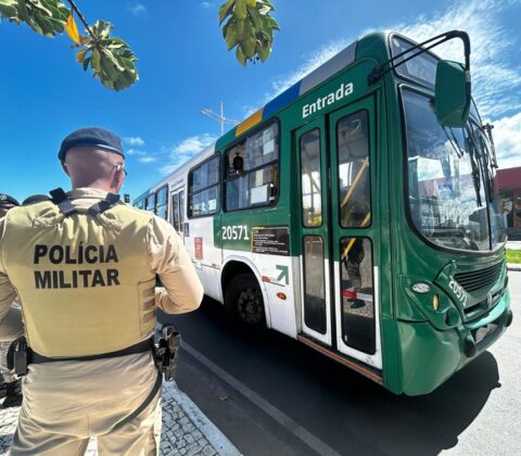 Imagem do post Roubos a ônibus despencam 77% na Bahia em junho