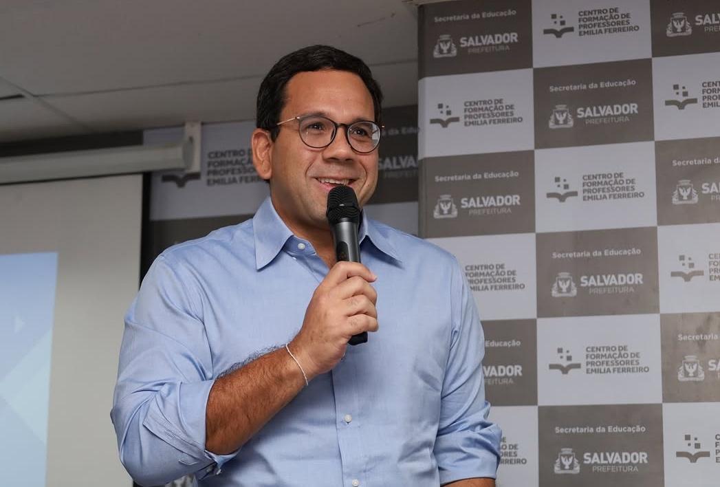 Thiago Dantas diz que obra da Escola do Curralinho será retomada imediatamente após nova licitação