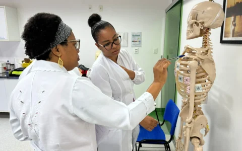 Imagem do post Quer fazer Enfermagem? Curso técnico gratuito abre vagas em Salvador