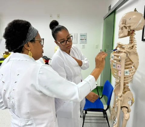 Imagem do post Quer fazer Enfermagem? Curso técnico gratuito abre vagas em Salvador
