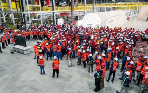 Imagem do post BYD abre quase 400 empregos e dispara rumo a 5 mil trabalhadores em Camaçari
