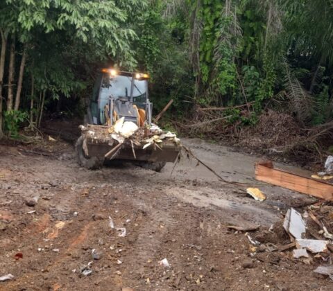 Imagem do post Prefeitura de Camaçari estende programa Prefeitura em Ação e intensifica serviços urbanos na região de Abrantes