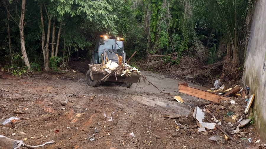 Prefeitura de Camaçari estende programa Prefeitura em Ação e intensifica serviços urbanos na região de Abrantes