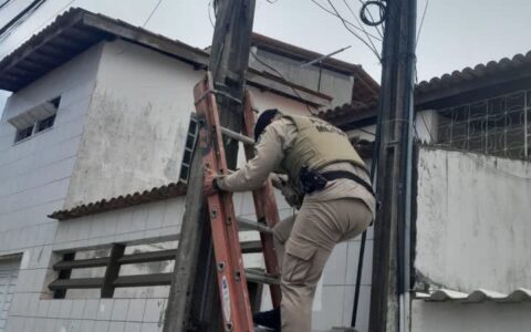 Imagem do post Santa Cruz: PM apreende câmeras usadas pelo CV após confronto com criminosos