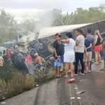 Tragédia na BR-116 deixa 16 mortos na Bahia e leva governo a decretar luto de três dias