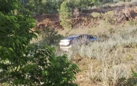 Imagem do post Três corpos são encontrados dentro de carro em Massarandupió