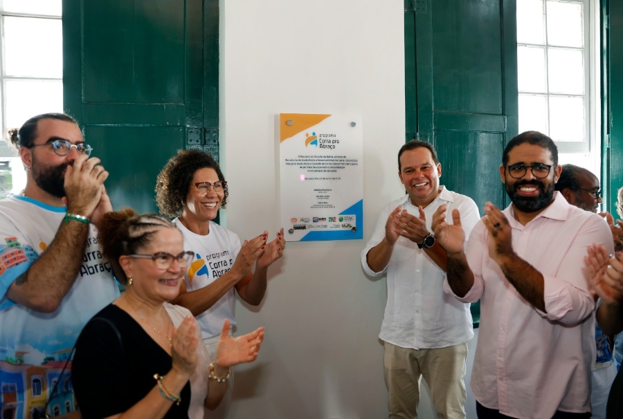 Governo do Estado inaugura novo Casarão do Corra pro Abraço no Pelourinho para ampliar assistência no Centro Histórico