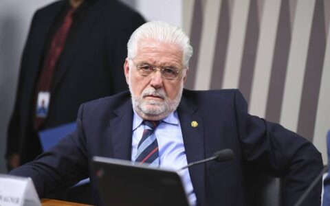 Imagem do post Favorita à vaga? Jaques Wagner mantém suspense sobre suplência e promete revelar ‘último capítulo’