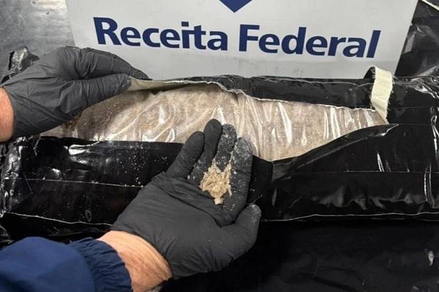 Paraguaia é presa no Aeroporto de Salvador com carga de ecstasy avaliada em R$ 3 milhões