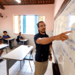 Piso dos professores é reajustado e passa a valer mais de R$ 5 mil; veja mudanças