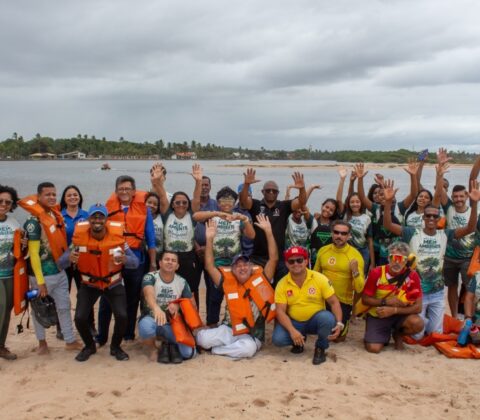 Imagem do post Expedição pedagógica pelo Rio Joanes mobiliza estudantes de Lauro de Freitas em ação de educação ambiental