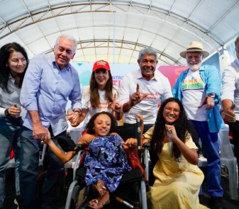 Imagem do post “Se o Estado não assume, tudo cai sobre as famílias”, afirma Jerônimo ao defender rede de inclusão para autistas