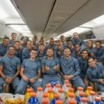 Seleção desembarca nos EUA com 10 toneladas de bagagem e até um ‘Samu ambulante’