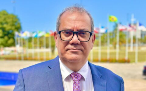 Imagem do post Carlos Muniz confirma votação de subsídio ao transporte e proibição da Kiss & Fly para quarta-feira