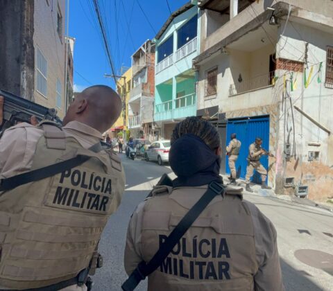 Imagem do post PM reforça combate ao CV no Nordeste de Amaralina após ataque contra policiais