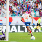 Bahia empata com Corinthians em duelo brigado na Arena Fonte Nova