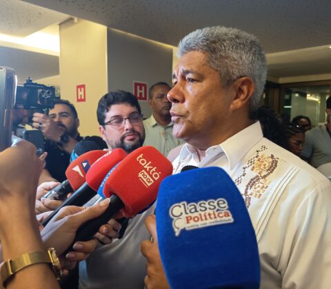 Imagem do post Jerônimo Rodrigues barra palanque de aliado de ACM Neto no PSD da Bahia: “Aqui é nosso”