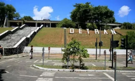 Nova sede da Embasa será construída no terreno do antigo Detran, diz Jerônimo