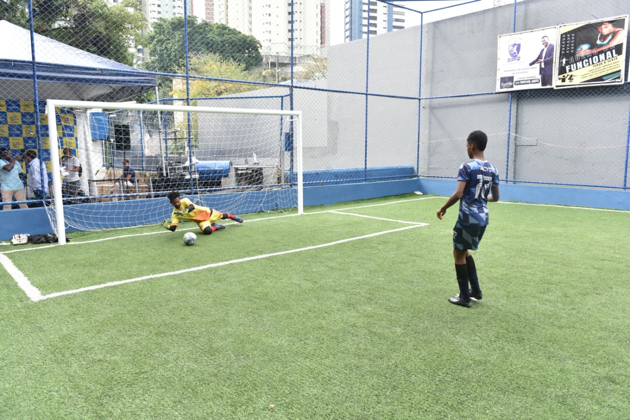 Bruno Reis entrega nova arena na Federação e faz promessa para ampliar investimentos no esporte