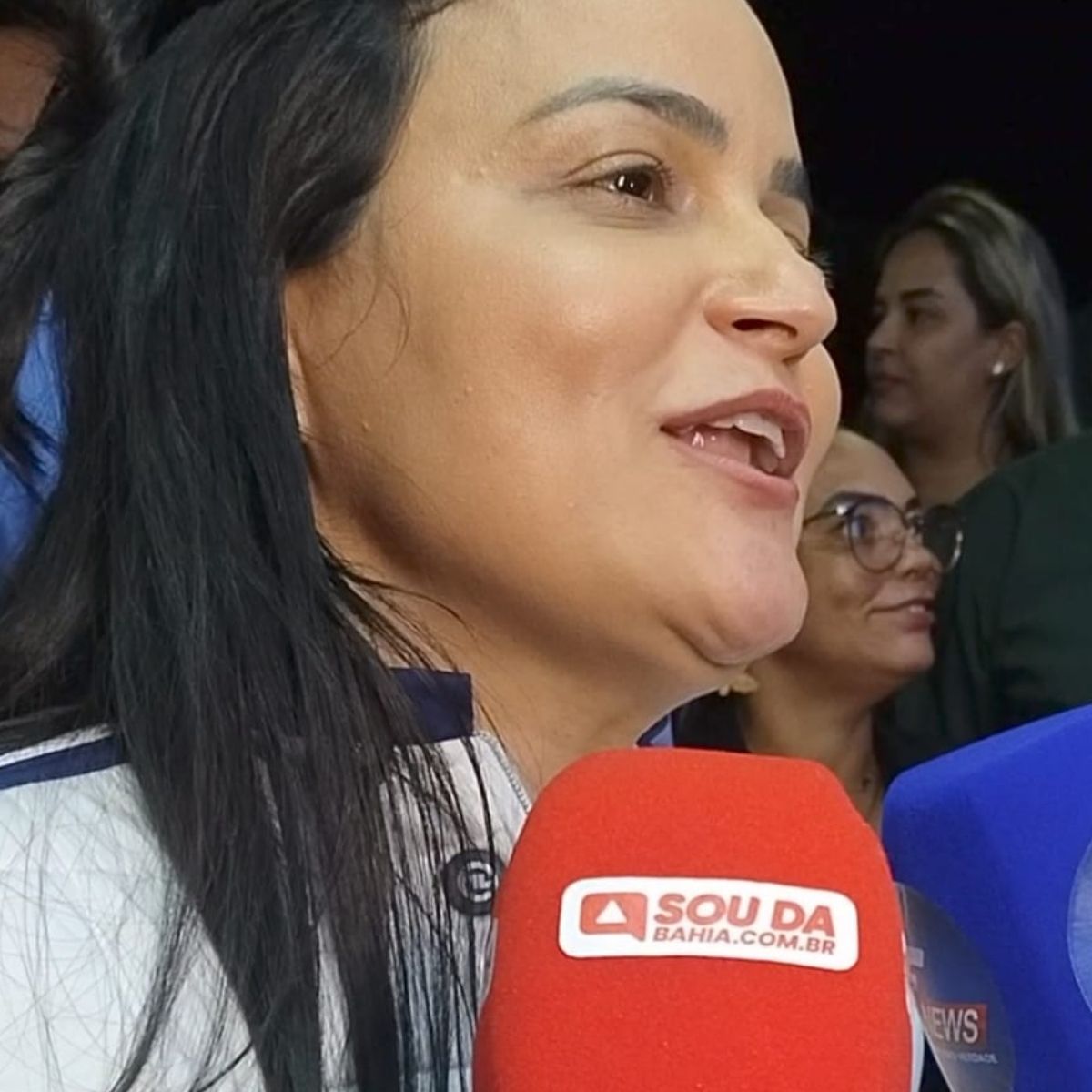 Débora Regis entrega unidade de saúde no Centro e dispara: “Viemos para mudar”
