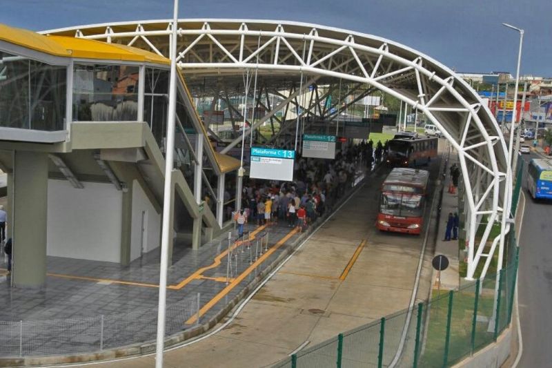 Lauro de Freitas estuda integração entre transporte municipal e metrô