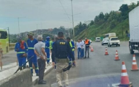 Imagem do post Trecho da BR-324 volta a ser parcialmente interditado após novo vazamento