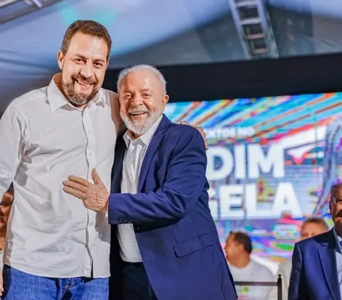 Imagem do post Boulos rejeita comparação entre reuniões de Lula e encontros de Flávio Bolsonaro com Daniel Vorcaro