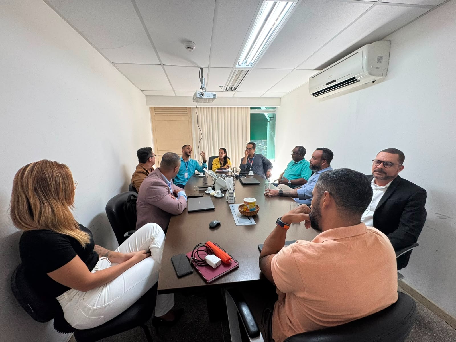 Prefeitura de Lauro de Freitas inicia estudos para integrar transporte complementar ao metrô
