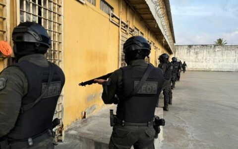 Imagem do post Justiça condena 10 policiais penais por facilitarem entrada de drogas e celulares em presídio