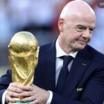 Crise na Fifa: assessor de Infantino renuncia em protesto contra plano para Copa do Mundo