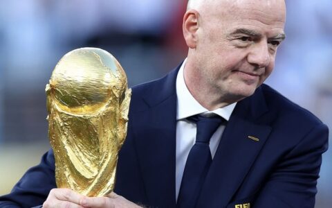 Imagem do post Crise na Fifa: assessor de Infantino renuncia em protesto contra plano para Copa do Mundo